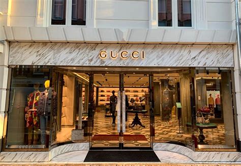 gucci pc amsterdam|Gucci hooftstraat.